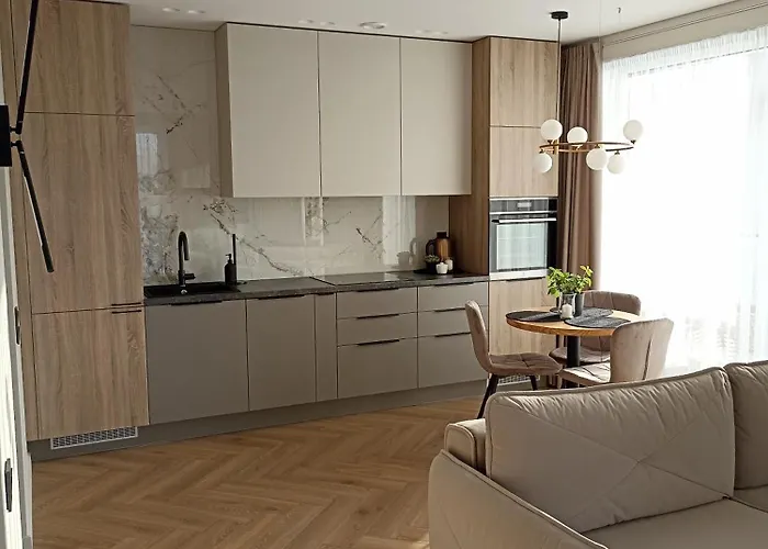 With A Balcony And An Impressive Terrace On The Roof Of The House Apartman