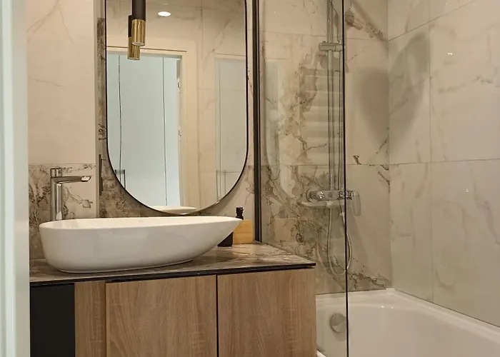 With A Balcony And An Impressive Terrace On The Roof Of The House Apartman