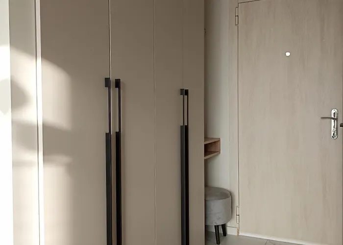 With A Balcony And An Impressive Terrace On The Roof Of The House Apartman *