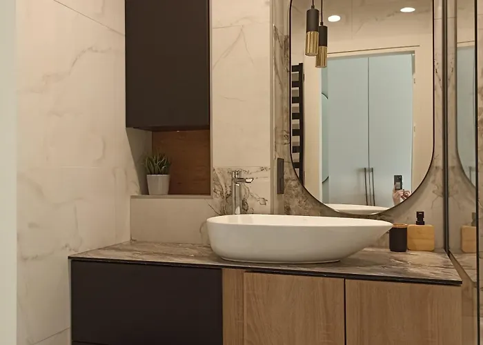 Διαμέρισμα With A Balcony And An Impressive Terrace On The Roof Of The House Βίλνιους