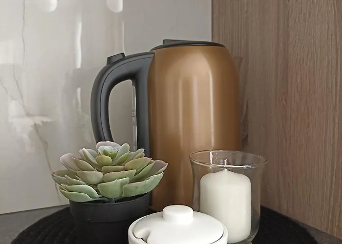 Διαμέρισμα With A Balcony And An Impressive Terrace On The Roof Of The House *